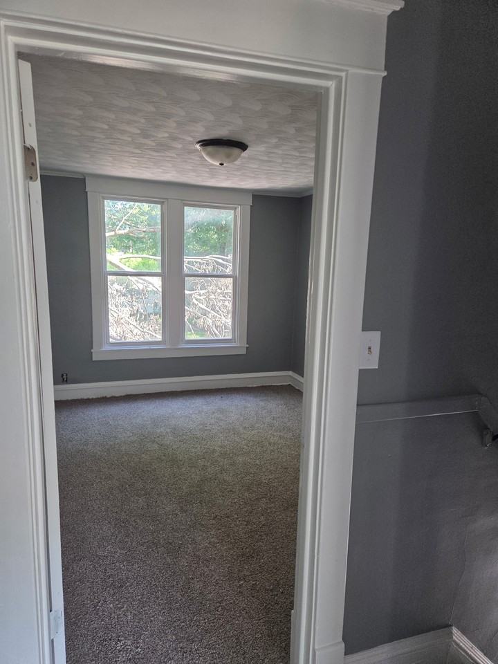 1023 E Behrends Ave #1 - Photo 7 of 9