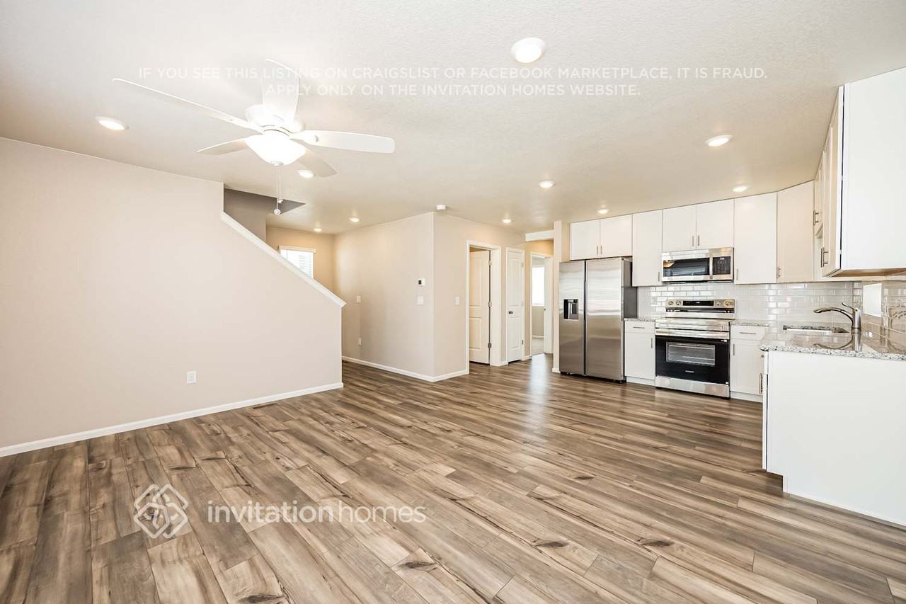 9358 Oro City Loop - Photo 5 of 19