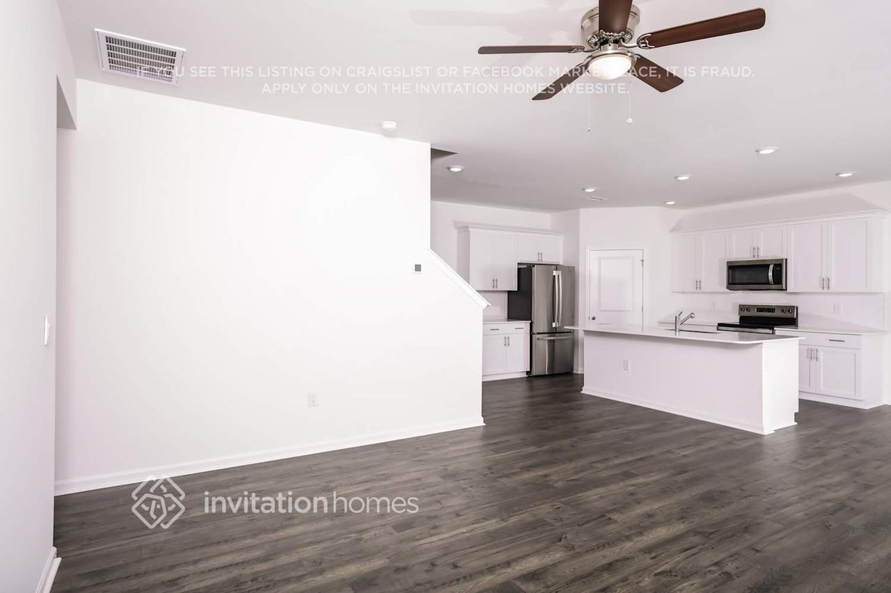 162 Saddle Mare St - Photo 5 of 18