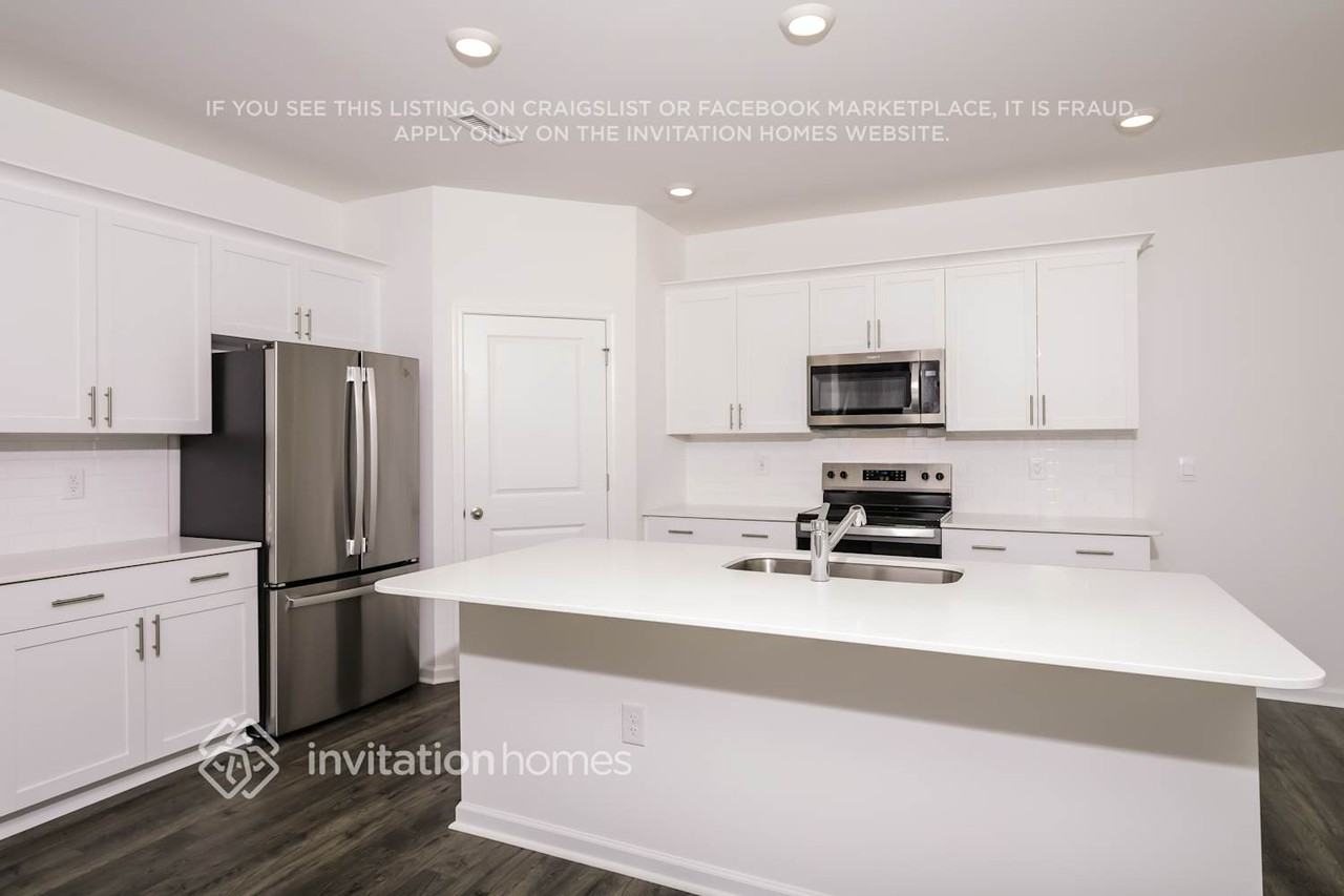 162 Saddle Mare St - Photo 7 of 18