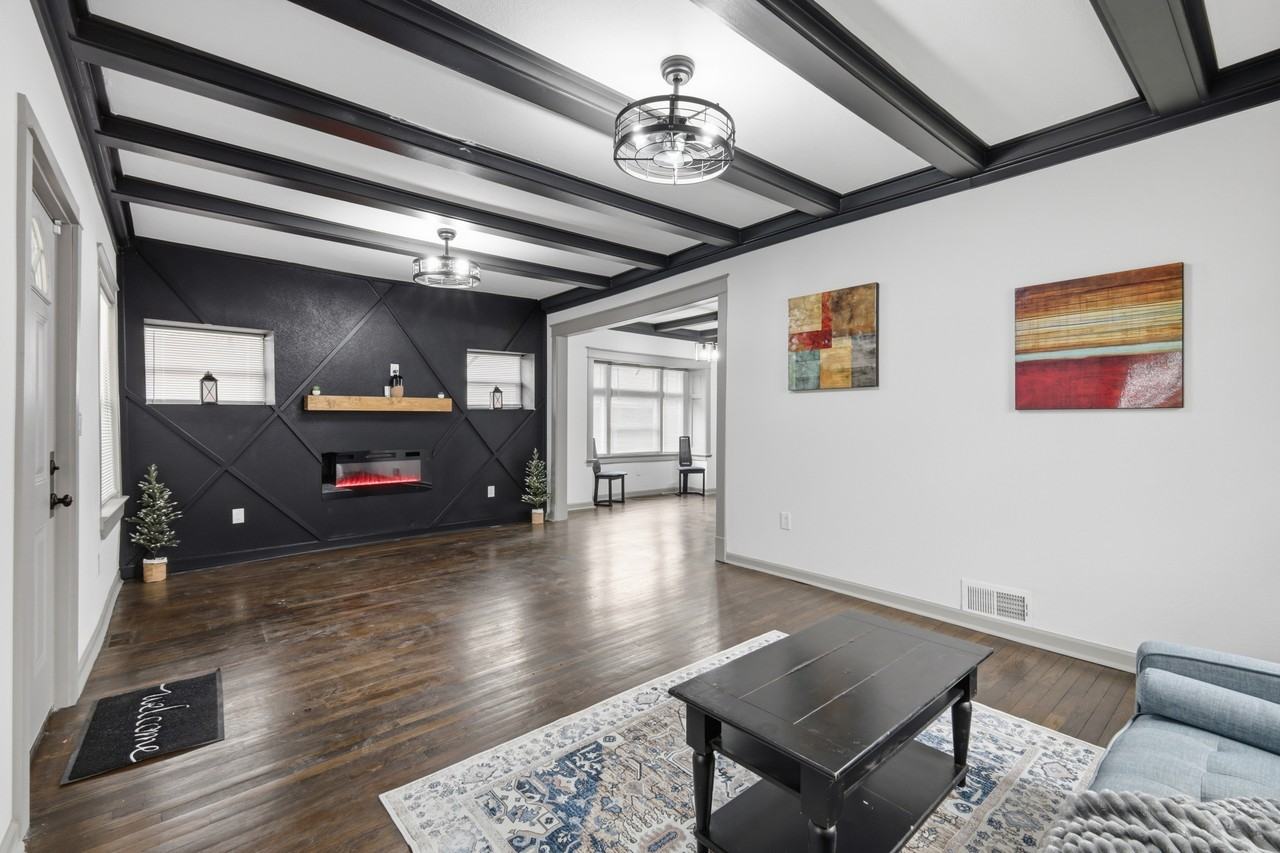 1311 E 29th St #1 - Photo 6 of 38