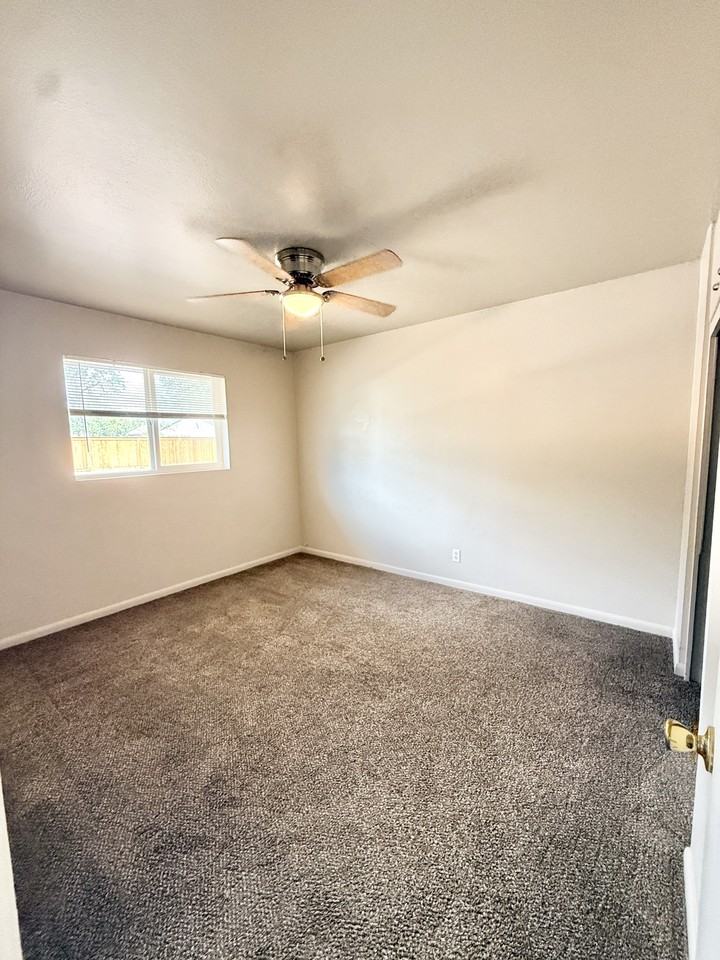1700 Whedbee St #1 - Photo 7 of 16