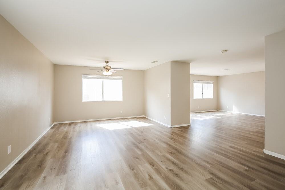 7521 Wandering St - Photo 5 of 17