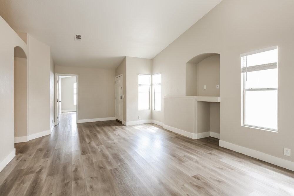 6620 Peony Bush Dr - Photo 4 of 16