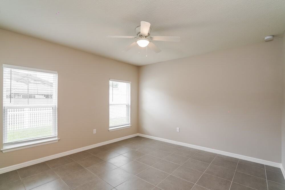 722 Fulmar Ct - Photo 7 of 16
