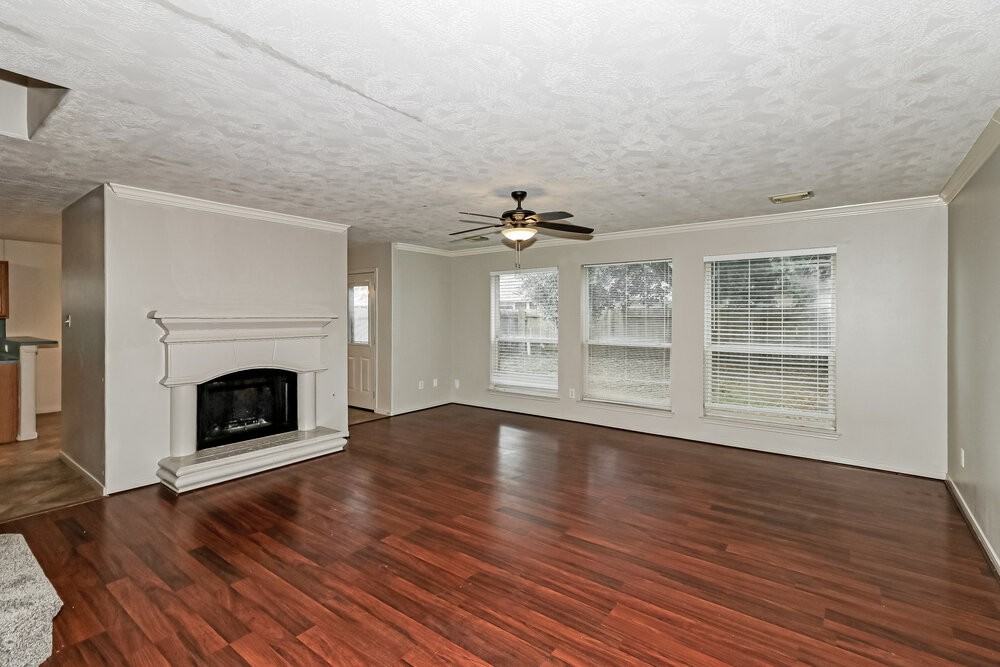 19814 Waterflower Dr - Photo 4 of 17