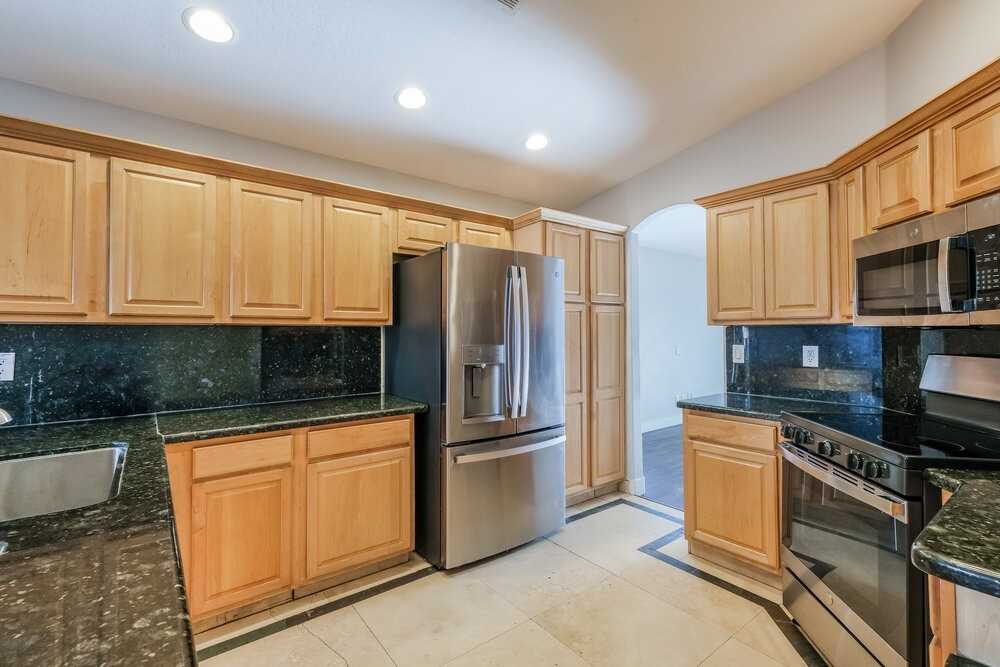 17811 N 41st Pl - Photo 7 of 16