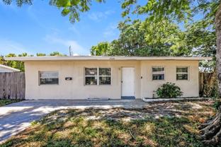 2520 Ne 7th Ter - Photo 1 of 1