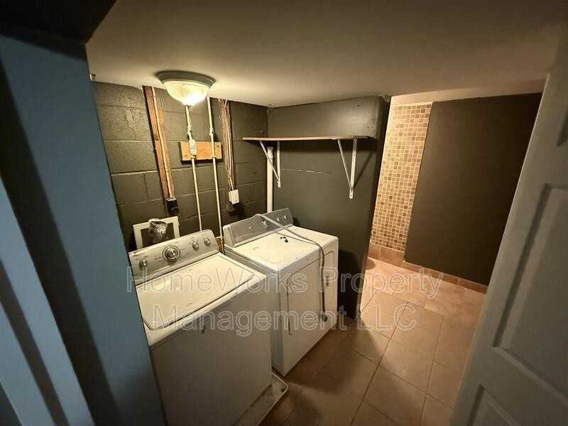 554 West Ct - Photo 6 of 21