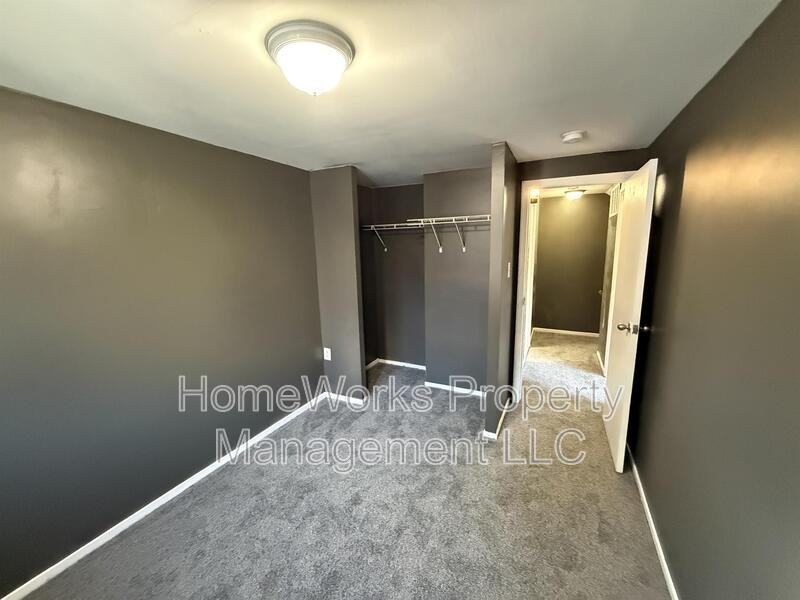 554 West Ct - Photo 7 of 21