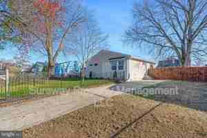 featured image of 213 Cardinal Ln