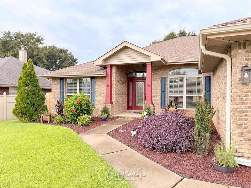 6185 Autumn Pines Cir - Photo 2 of 39
