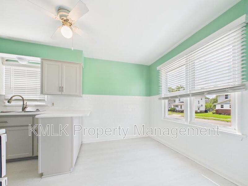 1263 Atwood Ave - Photo 6 of 36