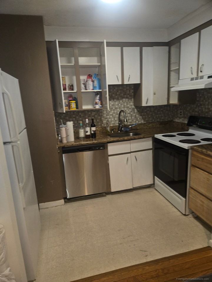 10 Scottfield Rd #B12 - Photo 3 of 9