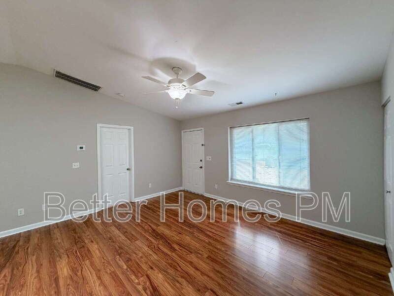 2033 Rabbit Run - Photo 4 of 21