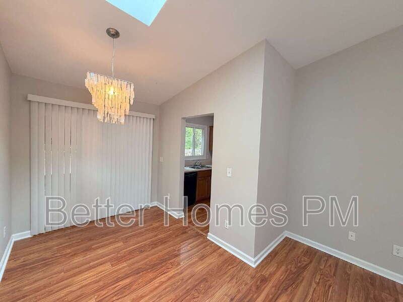 2033 Rabbit Run - Photo 6 of 21