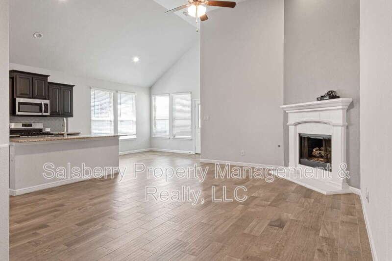 821 Falcon Rd - Photo 3 of 23