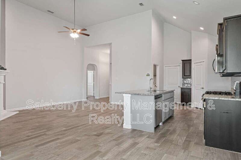821 Falcon Rd - Photo 5 of 23