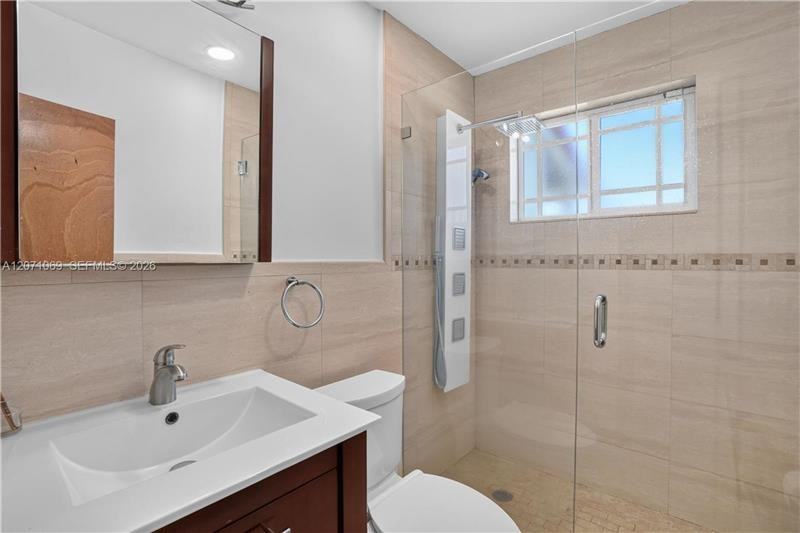 6010 Sw 19th St #6010 - Photo 2 of 19