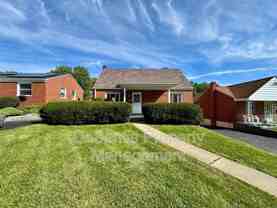 1076 Thornwood Dr - Photo 1 of 1