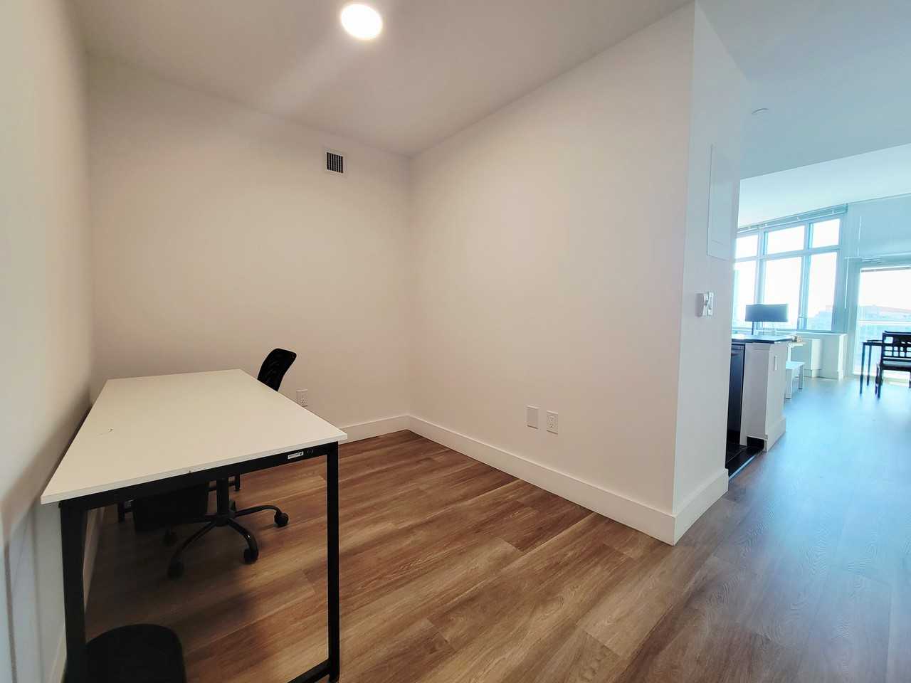 45-45 Center Boulevard #PH16 - Photo 6 of 15
