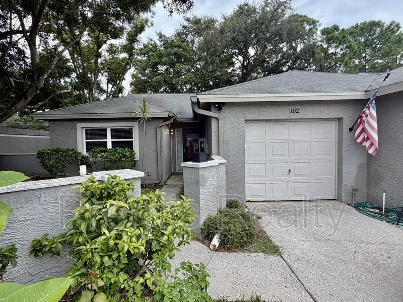 102 Steeplechase Ln - Photo 2 of 16
