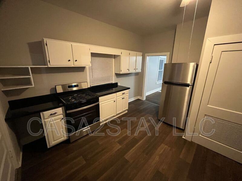 12205 Old Henry Rd - Photo 5 of 17