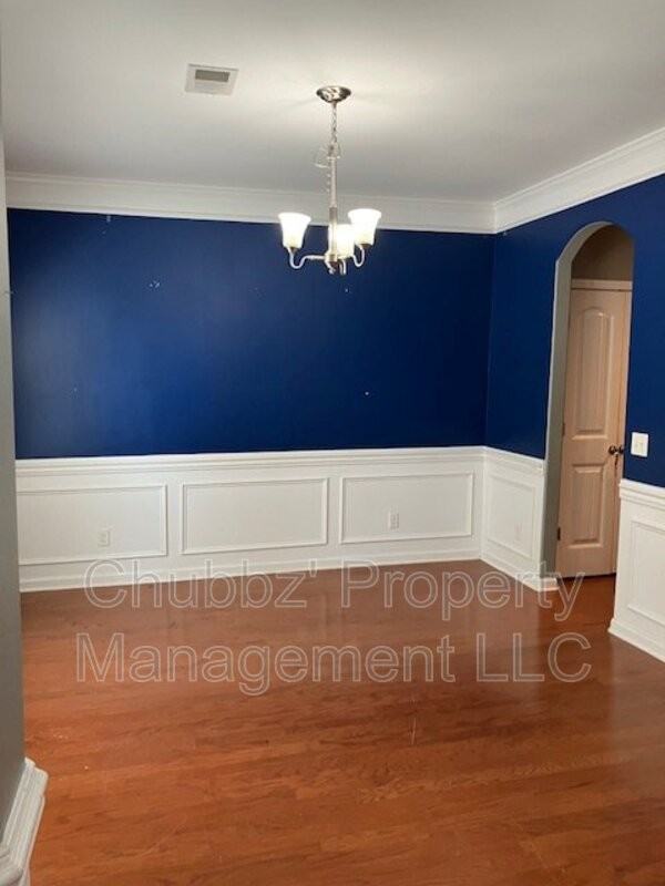 12 Fan Palm Way - Photo 2 of 19