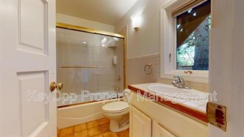 450 28th Ave - Photo 2 of 30