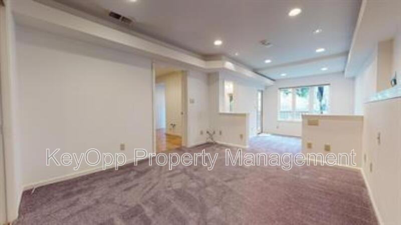 450 28th Ave - Photo 4 of 30