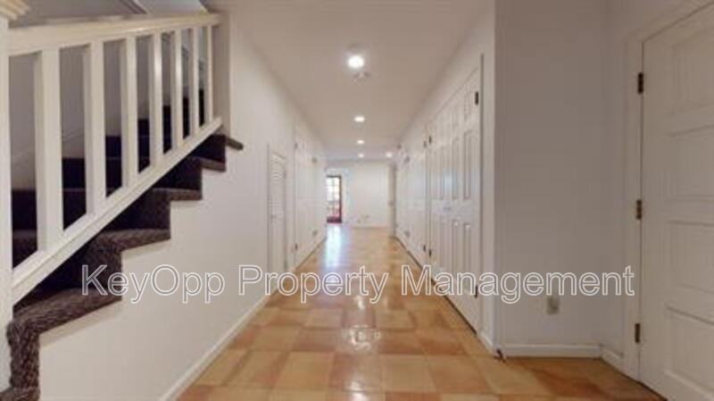 450 28th Ave - Photo 6 of 30