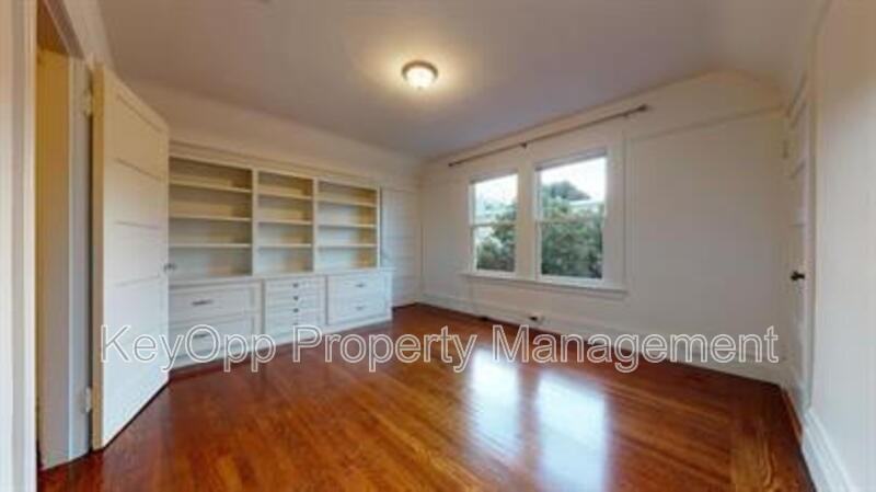450 28th Ave - Photo 7 of 30