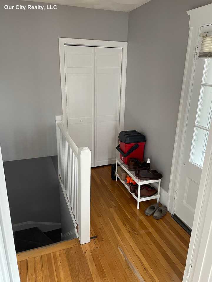 Bowen Ave #2 - Photo 3 of 11