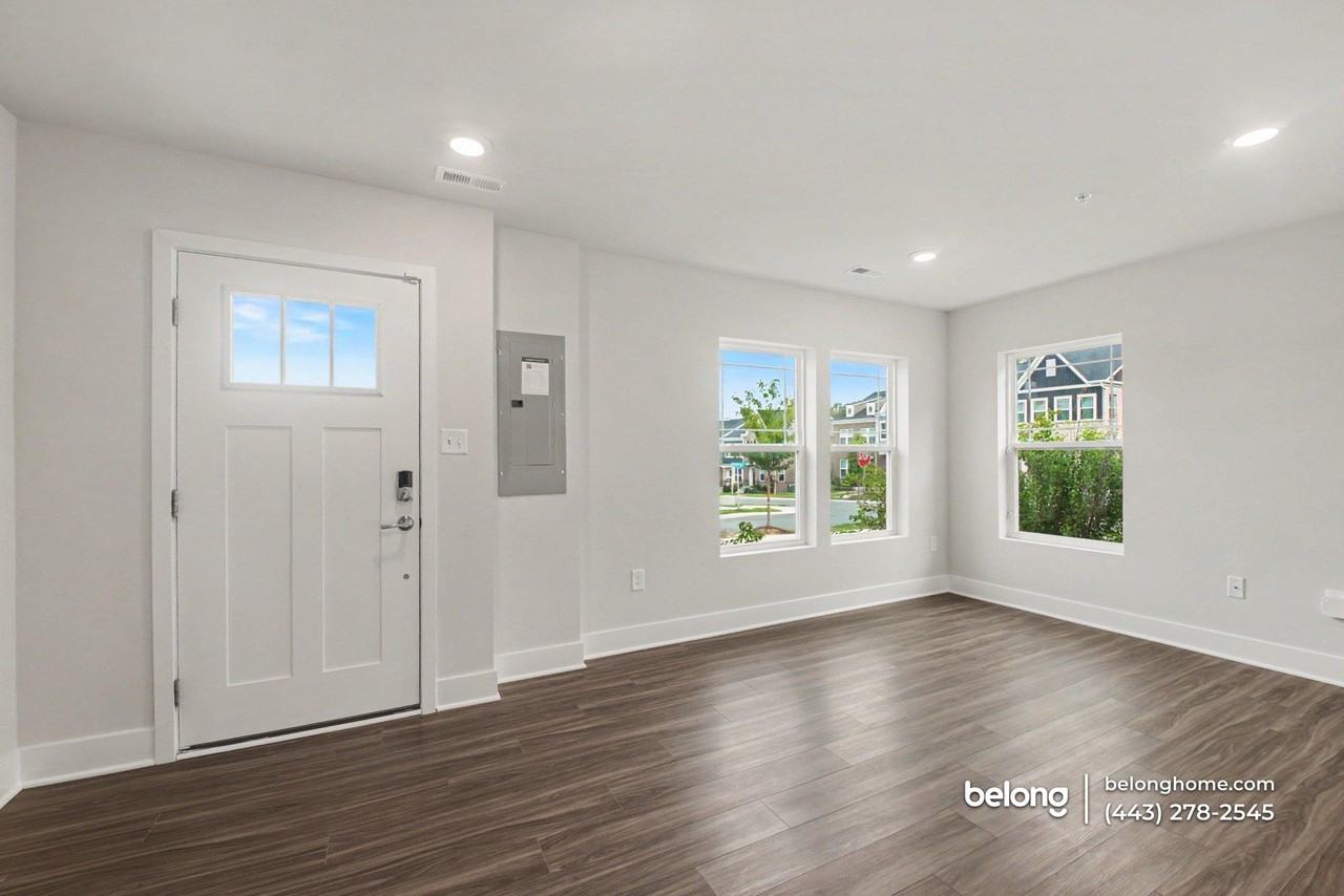 6876 Barrowfield Pl - Photo 4 of 26