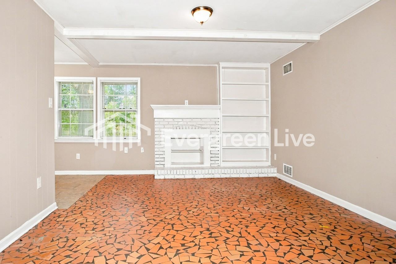 4880 Judy Lynn Ave - Photo 6 of 15