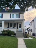 featured image of 403 W 11th Ave