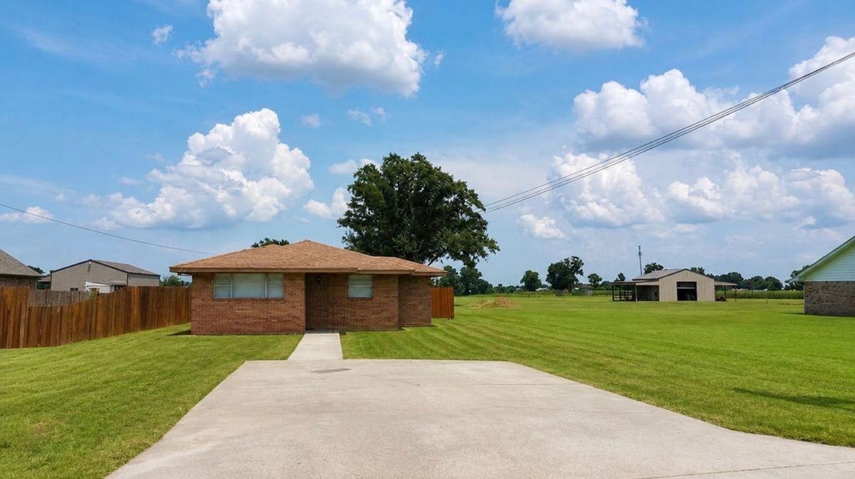 32290 La 642 N - Photo 2 of 15