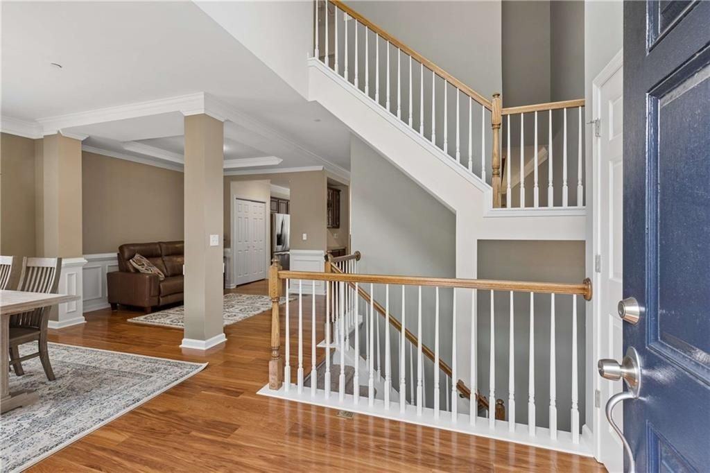 330 Holbrook Rd ##7 - Photo 3 of 49