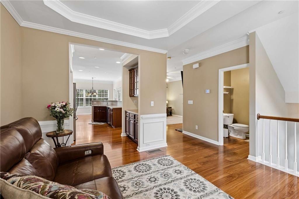 330 Holbrook Rd ##7 - Photo 7 of 49