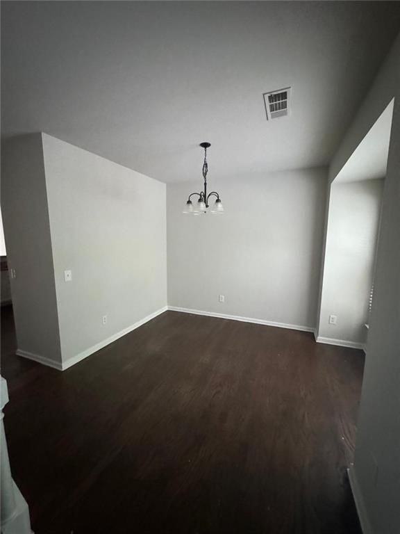 950 Redwood Dr - Photo 2 of 14