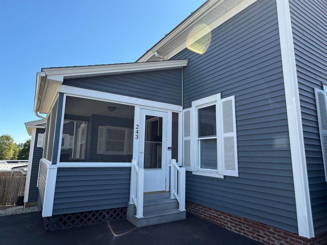243 S Main St - Photo 2 of 20