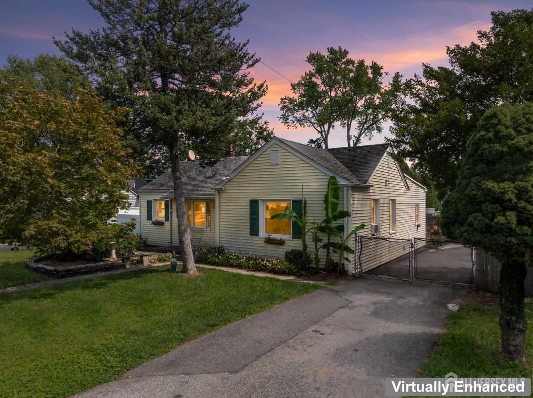 30 Runyon Ave - Photo 5 of 35
