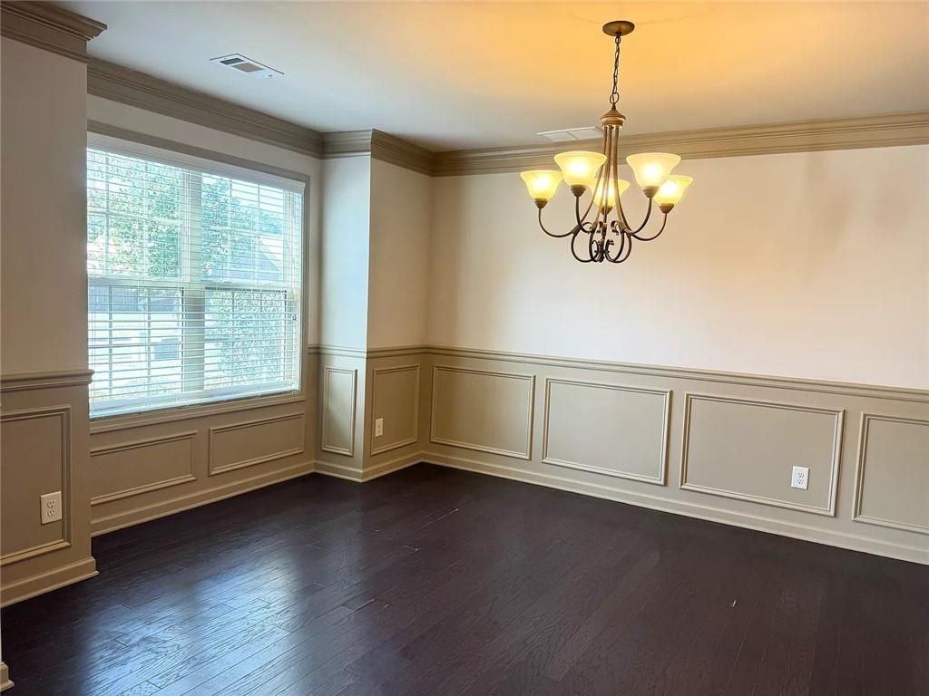 3238 Sag Harbor Ct - Photo 7 of 29