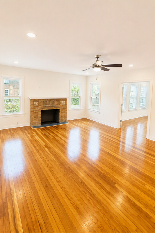 2208 Blodgett St - Photo 4 of 24