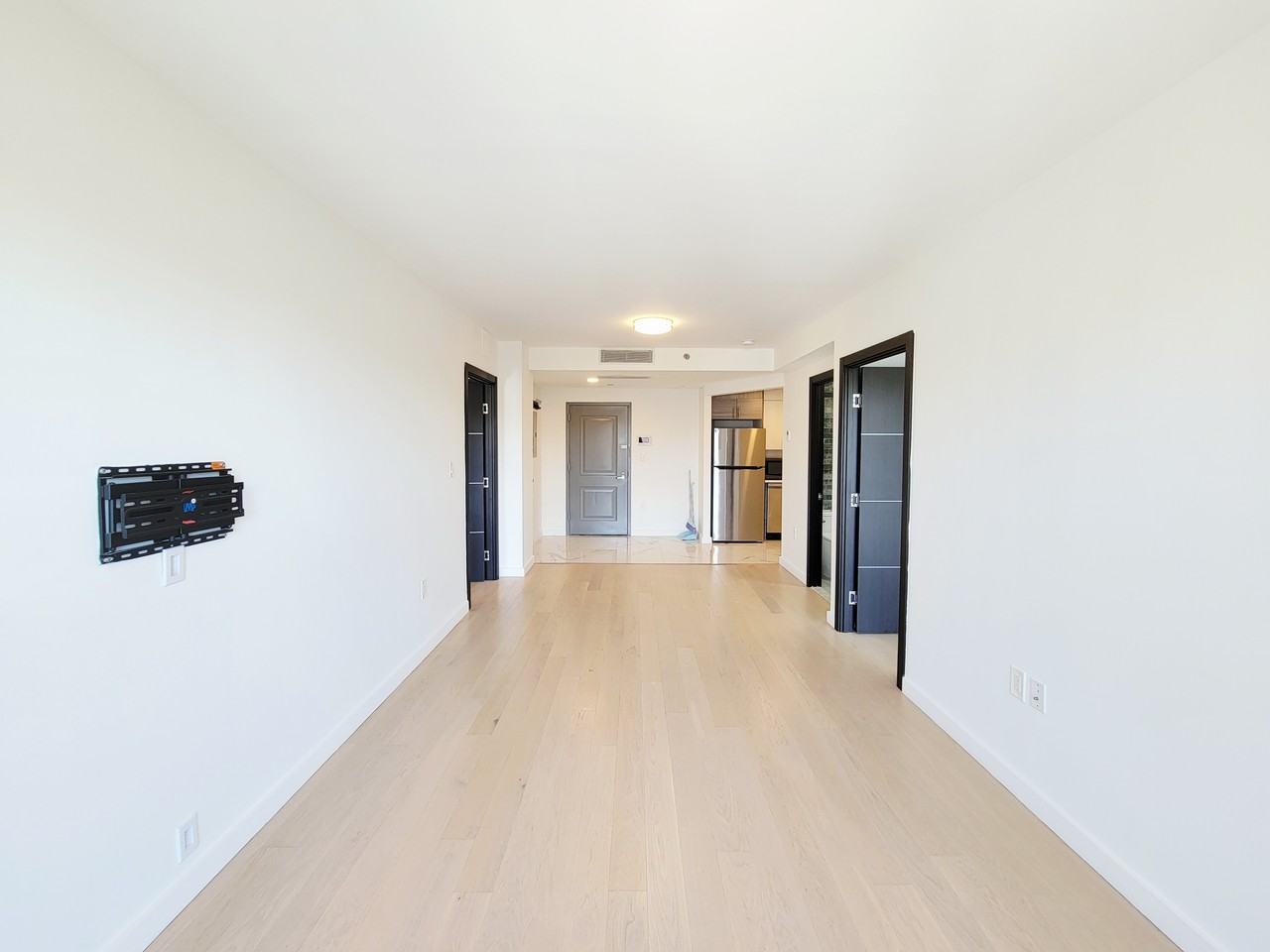 70-09 45th Avenue #4D - Photo 3 of 15
