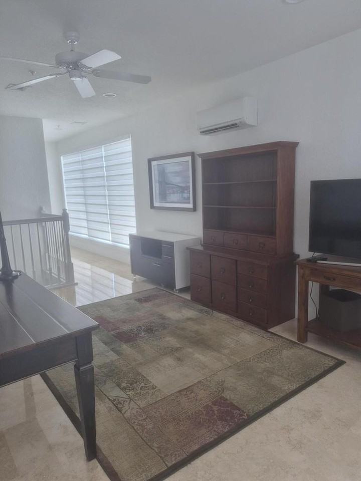 71 Isle Of Venice Dr #71 - Photo 2 of 21