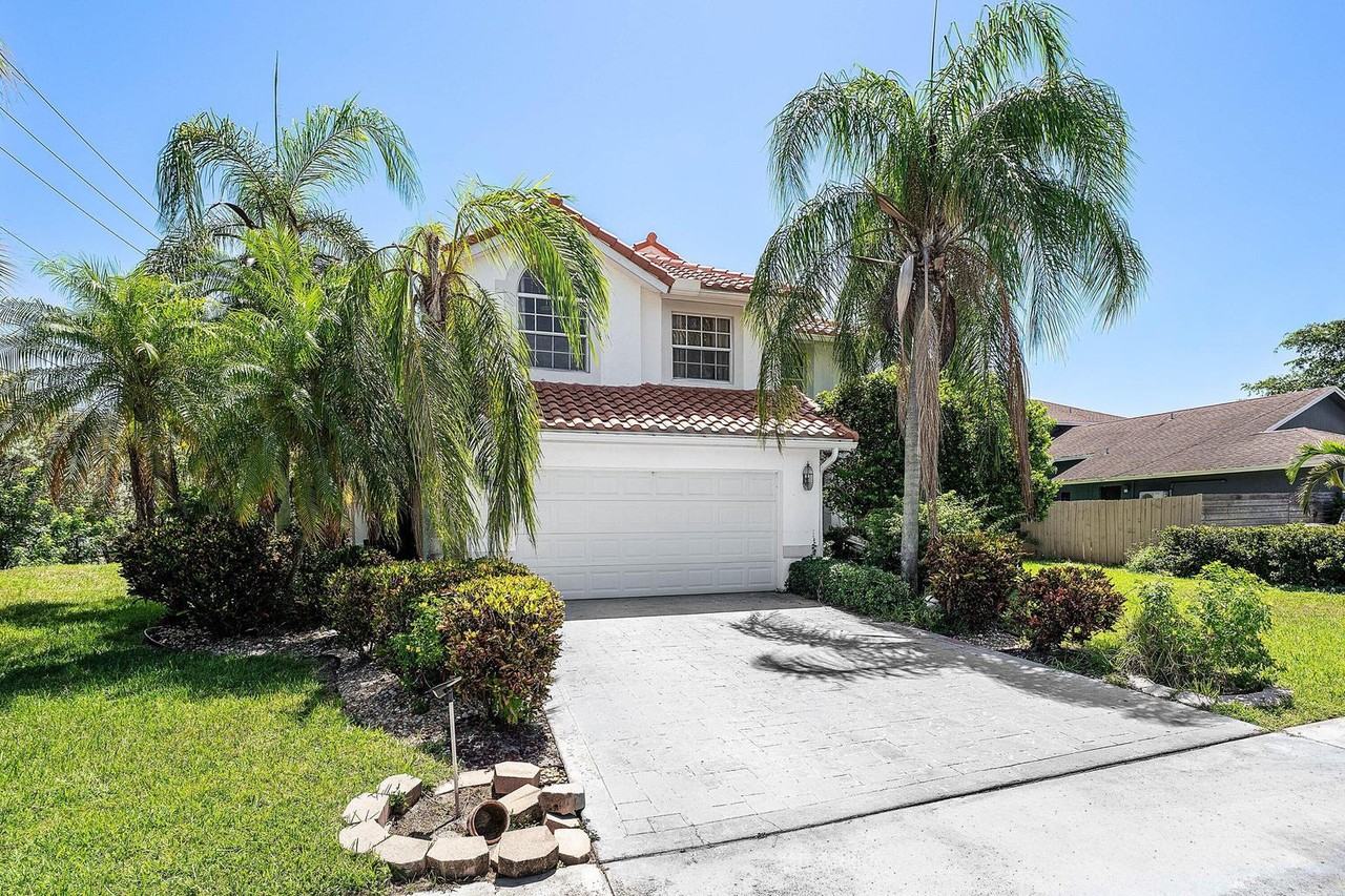 2350 Nw 5th Ave - Photo 2 of 35