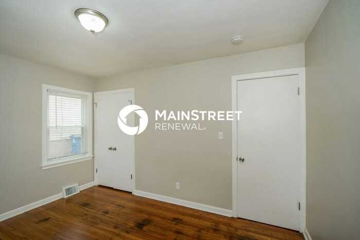 2606 Thomas Ave - Photo 6 of 17