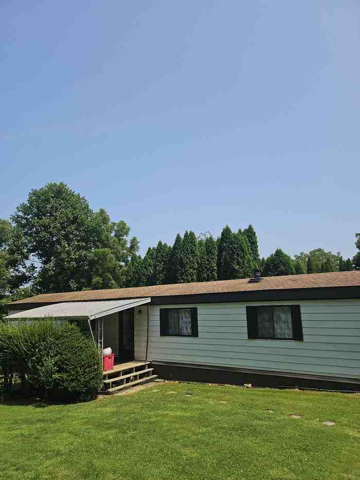 15 Shawnee Ln - Photo 2 of 13