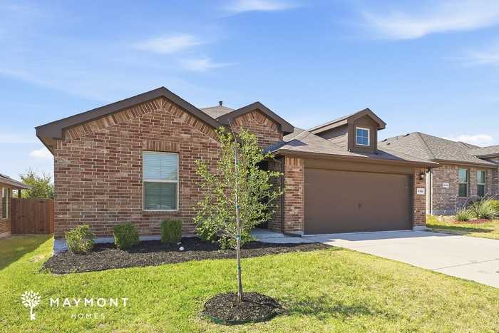 9765 Walnut Cove Dr - Photo 4 of 15